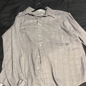 Gray Casual Button Down Shirt with Textured Fabric